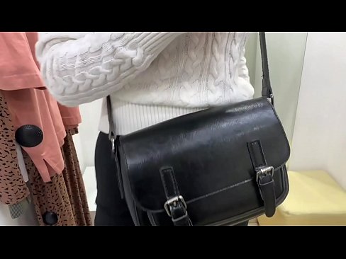 ❤️ Masturbim publik i kurvës së re FeralBerry me një dildo në dhomën e montimit ❤ Porno fb tek ne sq.hotpornphotos.ru ❤
